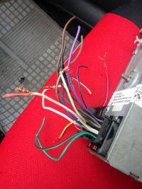 Jak podłączyć radio w Seicento? Zbyt wiele kabli w kostce radia