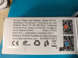 Water Leak Detector SW100 Packaging of water leak detector model SW100.