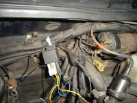 Golf mk2 1.8RP - dziwne działanie pompy paliwa przy włączaniu świateł