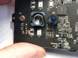 Will Nano Banana generate an electronic diagram or infographic? Comparison of the two models