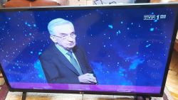 LG 32LJ500V - Poziomy pasek na dole ekranu: możliwe naprawy uszkodzonej matrycy