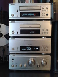 Denon UPA-F88 - nie wlacza sie,dioda od powera miga