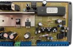Płyta drukowana systemu domofonowego Laskomex z widocznymi komponentami elektronicznymi.