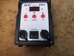 Budżetowa stacja lutownicza JCD 8908 2 in 1 (groty + hot air) za 200 zł, wylut VGA HDMI itd