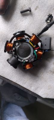 139 fmb: Słabe ładowanie 5v w 110 cm, brak świateł - wymiana magneto, iskrownik, regulator
