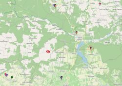 Mapa przedstawiająca lokalizacje nadajników sieci komórkowych w okolicach miejscowości Potok w województwie świętokrzyskim.