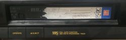 Magnetowid SHARP VC-A116 - nie oddaje kasety