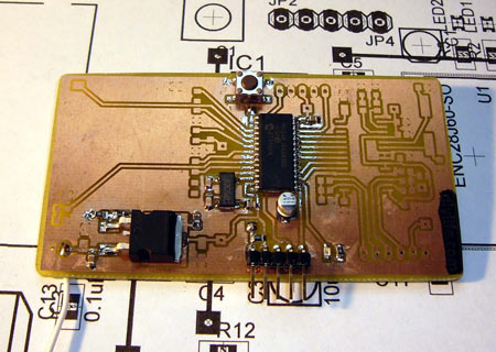 Serwer sieciowy wielkości karty kredytowej