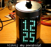 Zegar LED z alarmem w puszce po kawie
