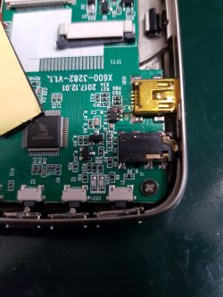 Kamera samochodowa - prośba o identyfikacje elementu