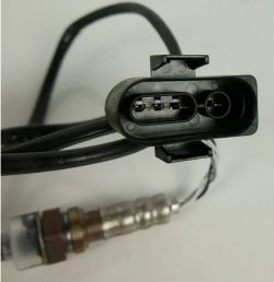 VW Passat B4 2.0 93r. - Sonda lambda 4 zamiast 3 przewodowej?