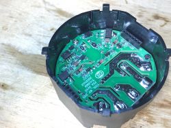 PCB of Avatto Triple Switch PCB inside the Avatto N-TS10-EU-B3 triple switch enclosure.