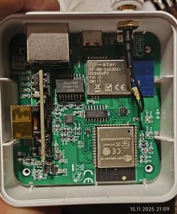 Inside of a device showing PCB with RF-star and ESP-WROOM-32 modules