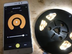 WiFi SmartLife ściemniacz jednokolorowego paska LED - test, wnętrze, schemat WiFi SmartLife ściemniacz jednokolorowego paska LED - test, wnętrze, schemat