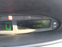 Citroen Xsara Picasso 2005r 2.0 HDi - Centralny zamek wariuje