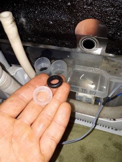 Bosch SMI40M35EU Dishwasher Error E15: Affordable DIY Solution for Leakage & High Temperature