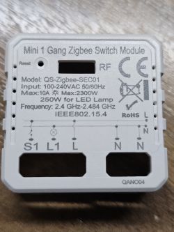 Zigbee module with technical specifications.