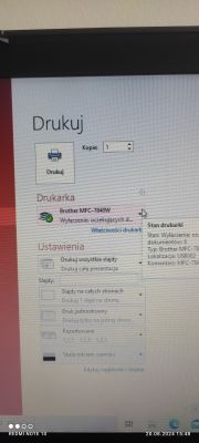 Ekran komputera z ustawieniami drukowania.