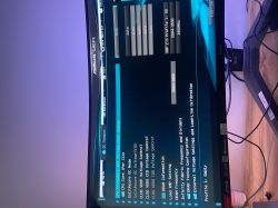Ekran UEFI BIOS płyty głównej ASRock z ustawieniami OC i pamięci RAM