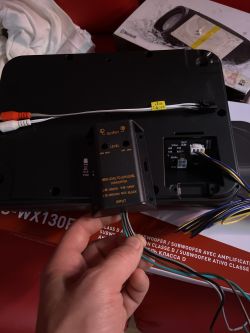 Subwoofer Pioneer TS-WX130EA - Gdzie w radiu RCD310 jest remote załączanie +