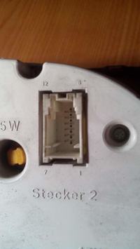 LT28 - Rozpiska pinów czarnej i białej kostki licznika 2D0919860