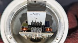 [W600 / AJ-05] Bakibo TB95 9W 1000lm RGBCWW Light