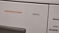 Panel pralki z napisem NAVIGATOR SYSTEM i modelem AWB510L