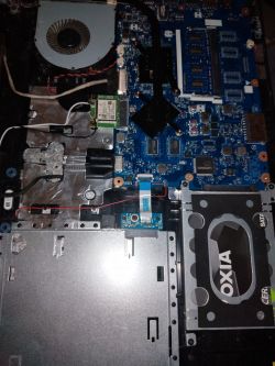 Lenovo ideapad 100 15ibd - brak obrazu po wymianie taśmy, wentylator i nagrywarka CD nieaktywne