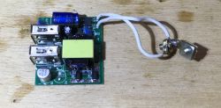 Podwójna ładowarka USB (5V, 2.1A) do puszki Adelid Quadra QR-USBx2