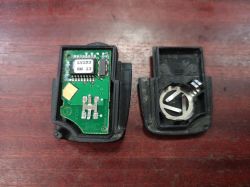 Jaki typ baterii pasuje do pilota kluczyka Audi A4 B5?