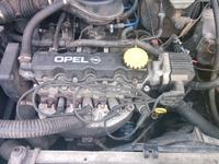 Astra 98r. 1,6 mon 8V Kombi - w którym miejscu jest umieszczony ECU