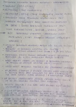 Kartka z odręcznymi notatkami po polsku o instalacji antenowej i maszcie na dachu