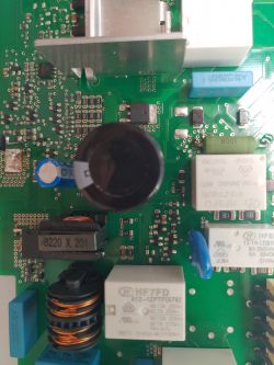 Bosch SMV69M40EU/44 - brak reakcji na podłączenie do prądu