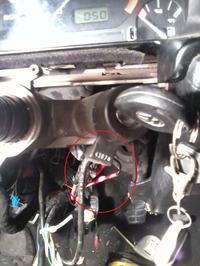 Polo Classic 1997 1.4 - Wybór stacyjki i identyfikacja kabla na zdjęciu