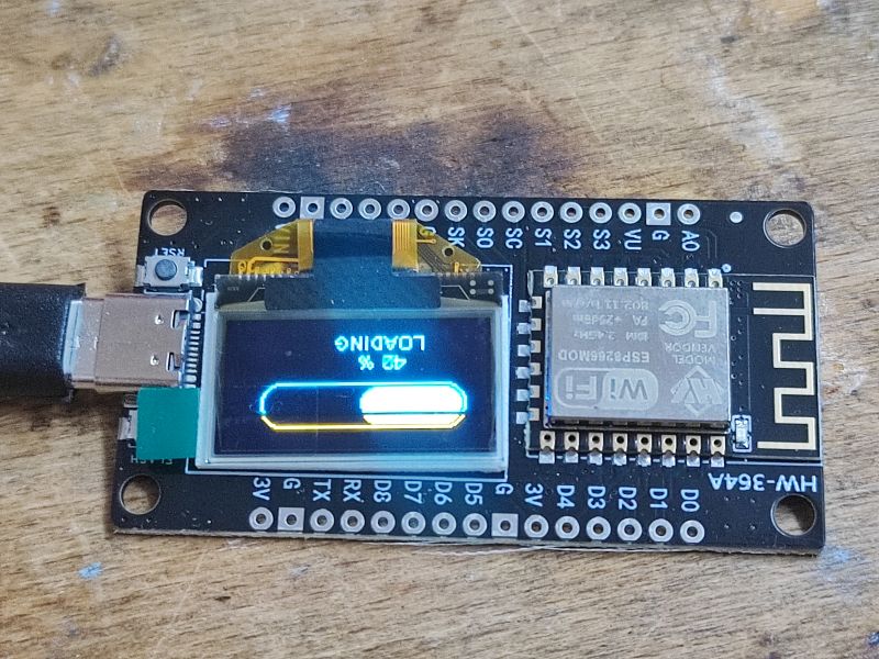 Jak programować ESP8266 NodeMCU V3 z OLED 0.96 128x64 SSD1306 przez USB?