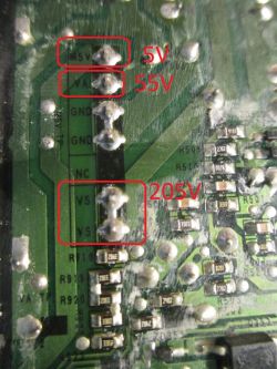 LG 42PA4500 nie startuje, brak 5V na P811, zwarcie na płycie - co robić?