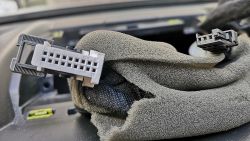 Citroen Berlingo'11, RD4 N1 radio - nieznane wtyczki w głównej wiązce, podłączenie gniazda jack