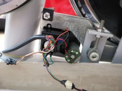 Jak sprawdzić usterkę serwomechanizmu w rowerze Kettler Paso 307?