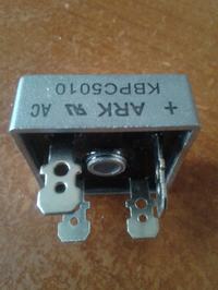 Prostownik 12/15-R - Wymiana diod P600M na 10A, dym z mostka, buczenie