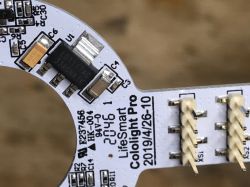 [ESP32+WS2812B] Modularna, rozbudowywalna lampka RGB LifeSmart Cololight Pro