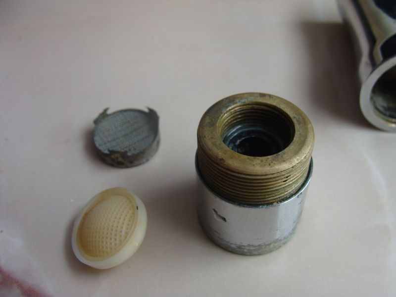 Replacing the strainer / aerator in the battery - selection of elements Replacing the strainer / aerator in the battery - selection of elements