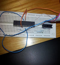 Podłączenie programatora z mikrokontrolerem - co robię źle?