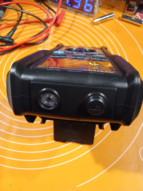 MESTEK DM 100 - miernik uniwersalny dla każdego? Krótki opis i kilka fotek.