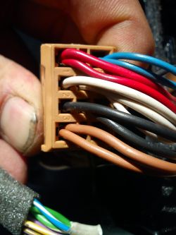 audi a4 b5 bose / nokia - szukam schematu opisu koloru kabli podpowiedzi audi a4 audi a4 b5 bose / nokia - szukam schematu opisu koloru kabli podpowiedzi audi a4