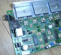 UPS AMCOM 550V - potrzebny widok ścieżek i brakujący element