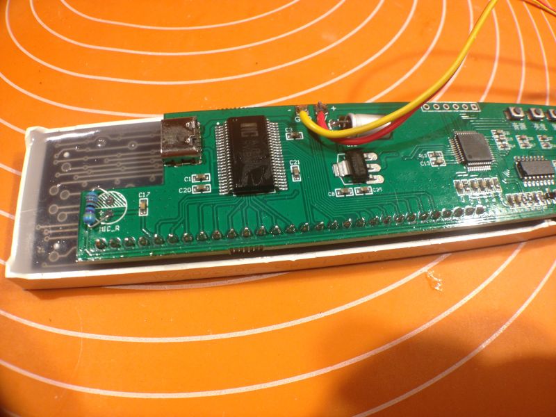 Analizator widma audio. Wskaźnik poziomu LED. Czemu nie warto kupować tego chińskiego wynalazku?