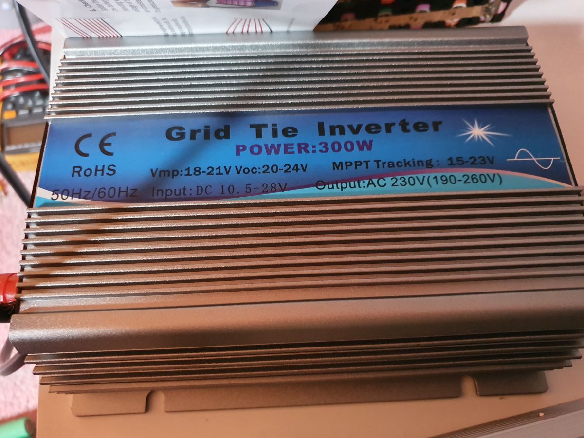 Eksperyment z mikroinwerterem 600W YCC061 Shenzen YiCheng