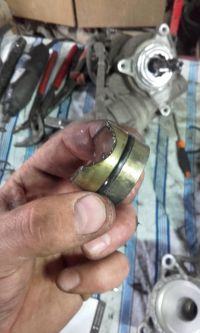 Citroen C2 VTR 1.6 110km - DIY Replacement of Plastic Bushing in Maglock?
