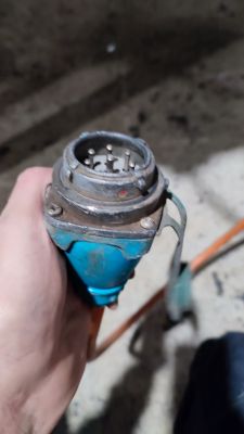 Szukam wtyczki do prasy do pasów nośnych - nieznany model, potrzebuję nazwy, numeru, linku