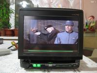 Alpine IVA D100RB - Jak zmienić kolor podświetlenia przycisków na zielony?